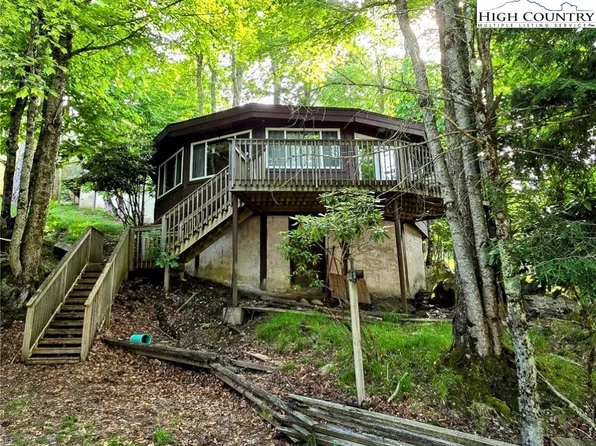 117 Beechwood Lane, Beech Mountain, NC 28604