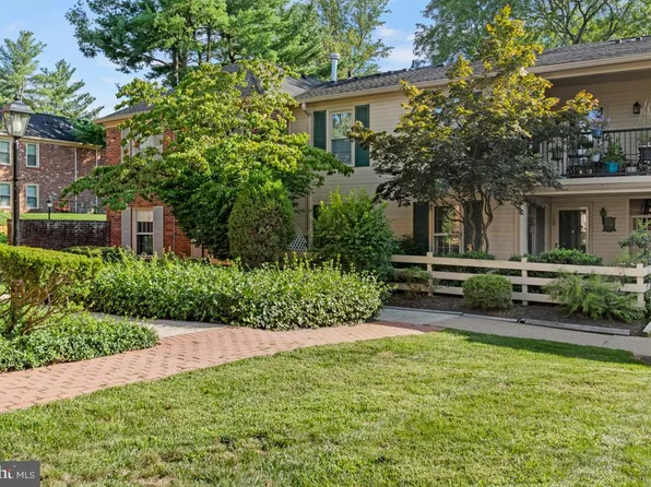 150 Cheshire Dr, Penllyn, PA 19422