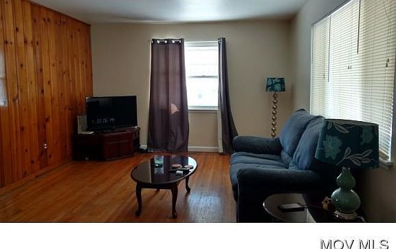 4th image of 1111 Rayon Dr