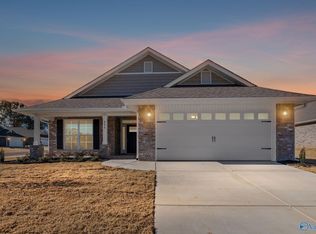 15354 Springbrook Trce, Athens, AL 35611