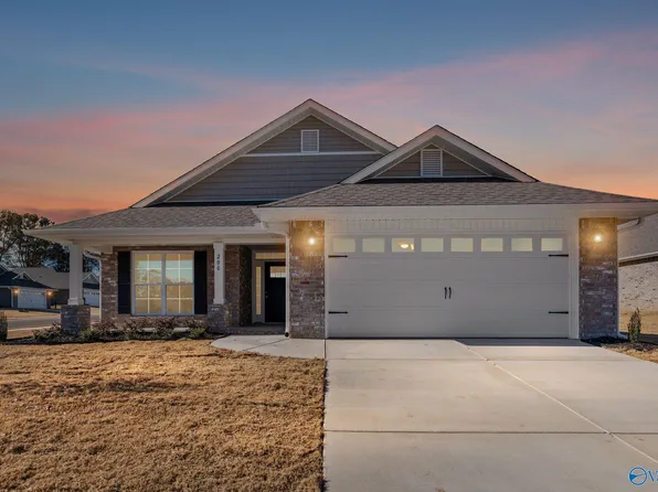 15354 Springbrook Trce, Athens, AL 35611