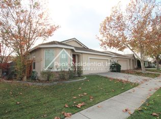 1554 Sandmark Dr, Sacramento, CA