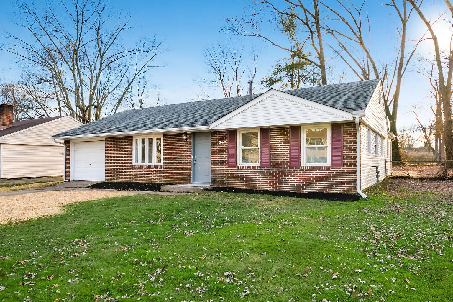 543 Bonnington Way photo 1