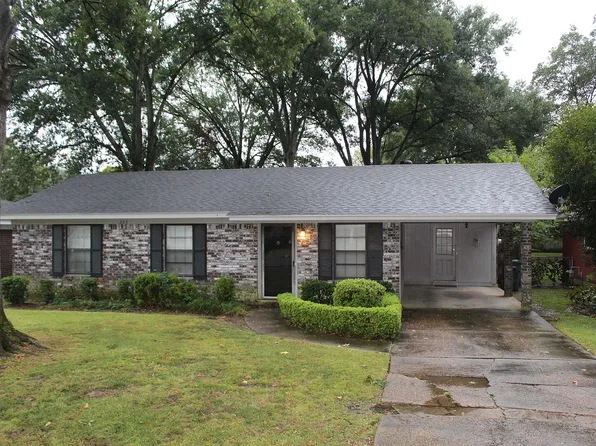 205 Fairway Dr, Monroe, LA 71201