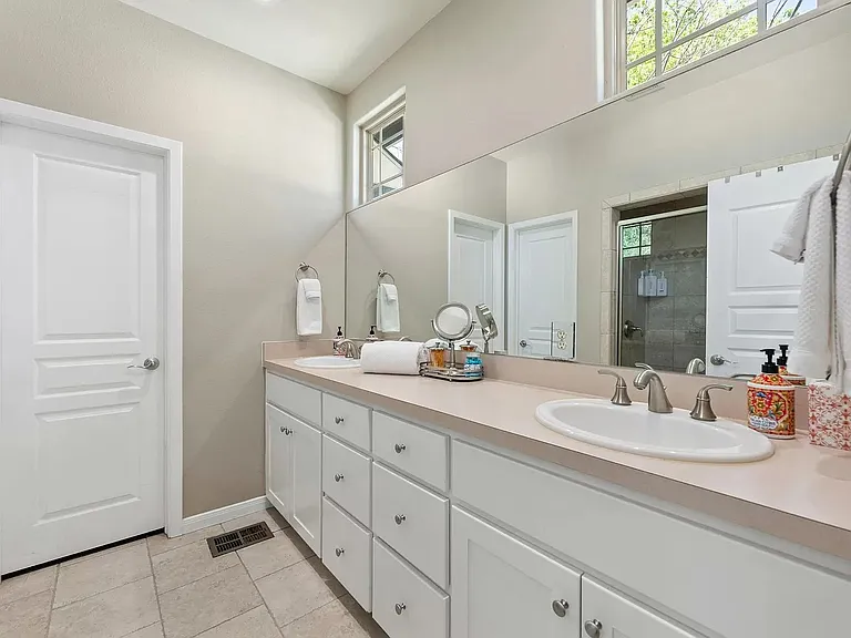 606 Fletcher St — Photo 35