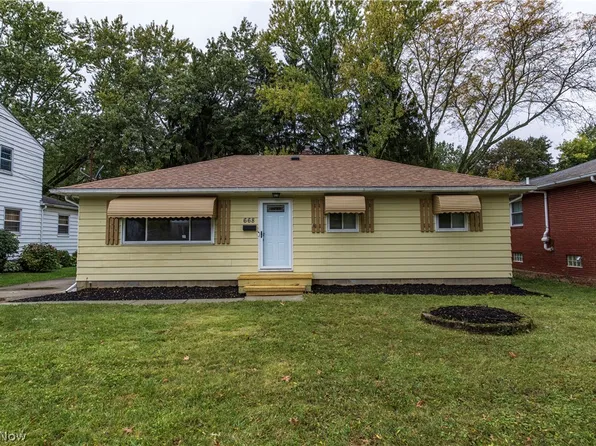 668 Cliffside Dr, Akron, OH 44313