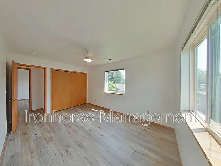 8 Michael Grove Ave #10 — Photo 16