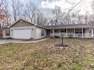3 Skinner Ct, Putnam, IL 61560