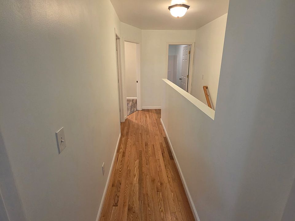 1st image of 5 Stone Ave #1
