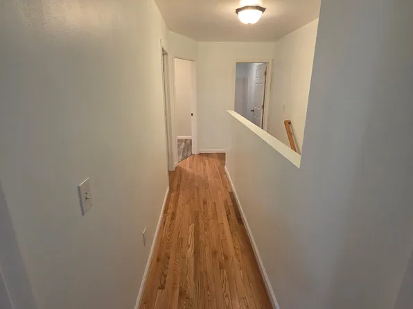 5 Stone Ave #1, Chicopee, MA 01020