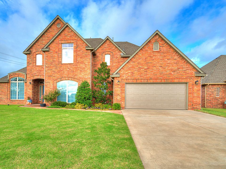 1st image of 4208 Brownwood Ln