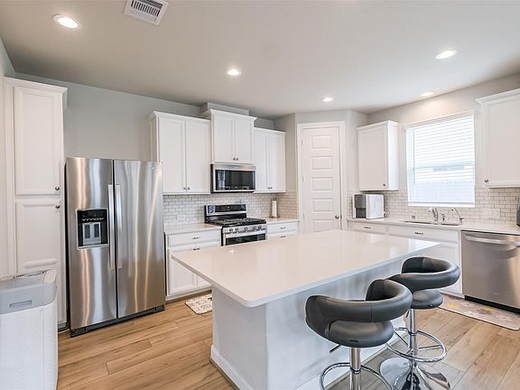 5th image of 3125 Cloudforest Ln