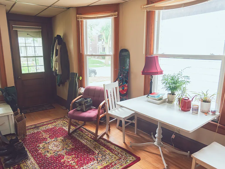 2835 N Frederick Ave — Photo 11