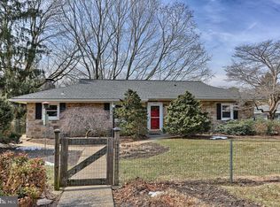 624 Devon Rd, Camp Hill, PA 17011