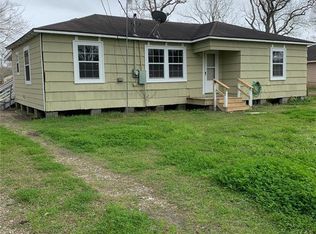 7413 McArthur St, Hitchcock, TX 77563