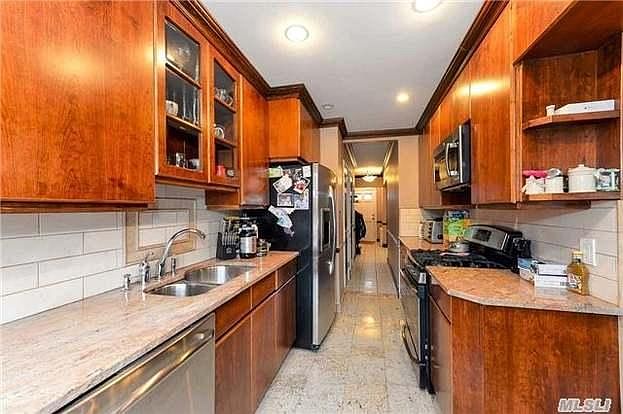 2nd image of 4145 170th St