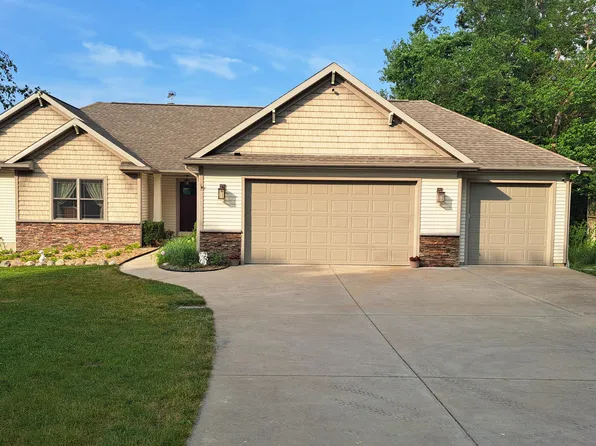 5855 Forest Harbor Dr, Kalamazoo, MI 49048