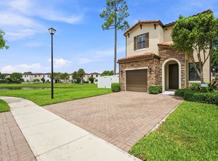 3000 KING PALM Way, Riviera Beach, FL 33410