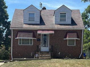 4138 E 154th St, Cleveland, OH 44128