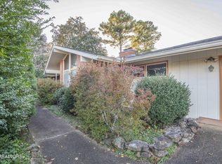 8613 Wimbledon Dr, Knoxville, TN 37923