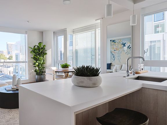 2nd image of 555 Fulton St Unit 203