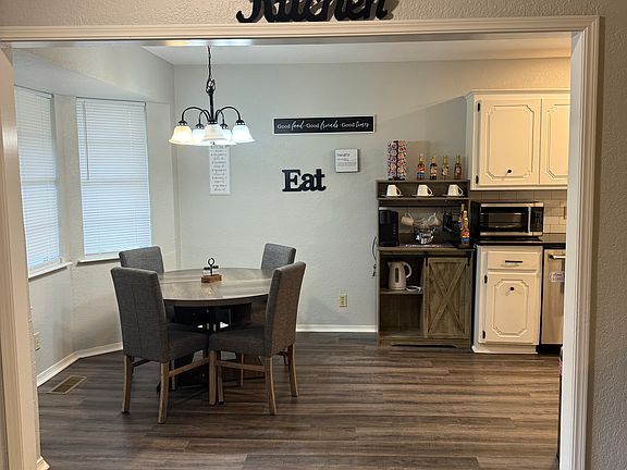 5th image of 1408 N Juniper Ave #3
