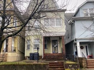 26 Leo Pl, Newark, NJ 07108