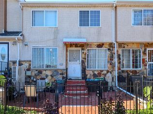 132 Skyline Dr, Staten Island, NY 10304