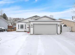 1003 49th St NW, Edmonton, AB T6L 4C8