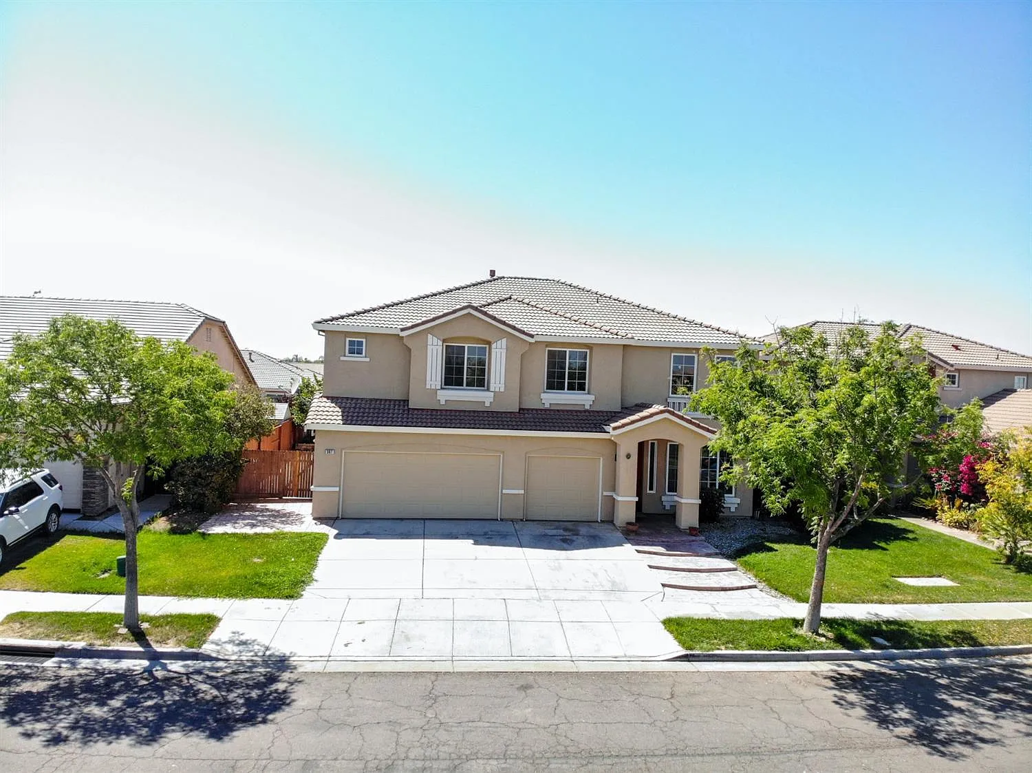 307 Sorrento St photo 1