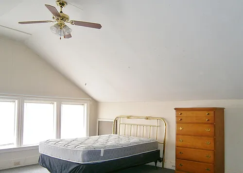 514 E Buffalo St #3 Photo 1