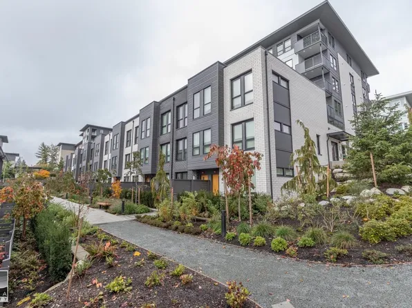 9278 Slopes Mews #2, Burnaby, BC V5A 0G1