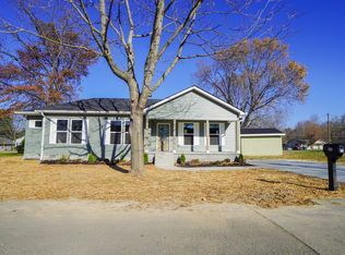 417 21st Ave W, Springfield, TN 37172