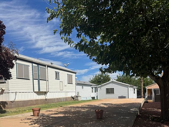 3rd image of 1150 W Red Hills Pkwy