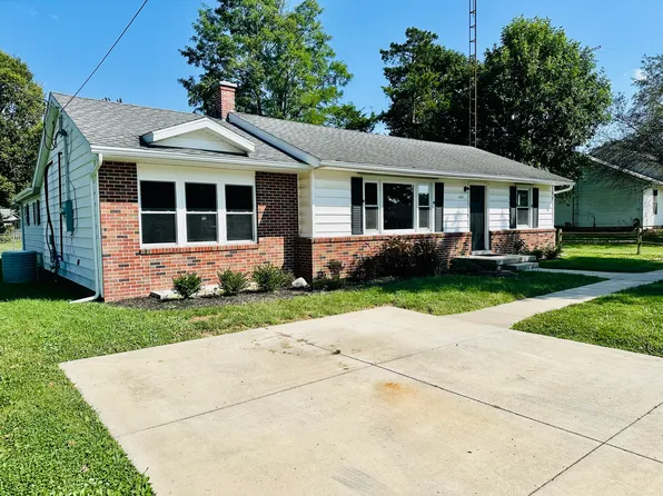 203 Willow Grove Rd, Centerville, IN 47330