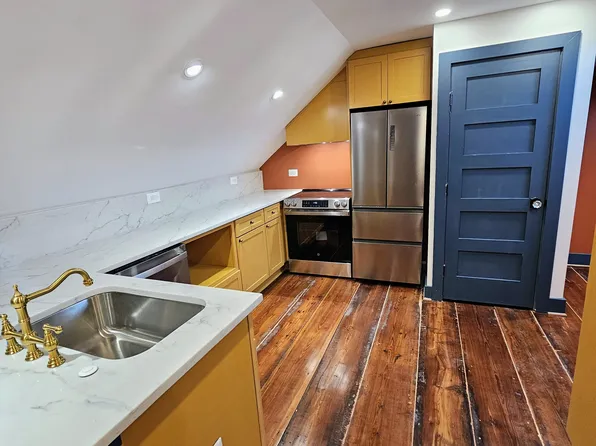 117 N Main St #6, Woodstock, VA 22664