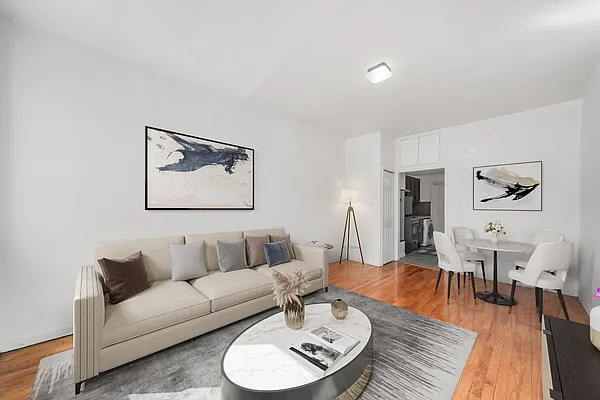 Rented by Aura NYC LLC | media 3