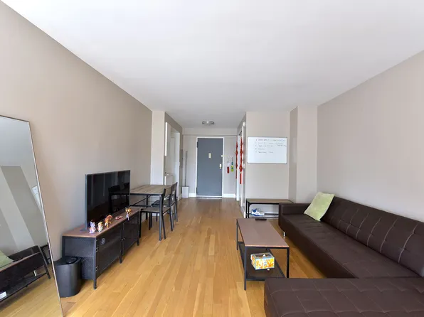 382 Central Park W, New York, NY