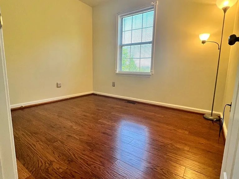 4622 Briarwood Dr — Photo 33