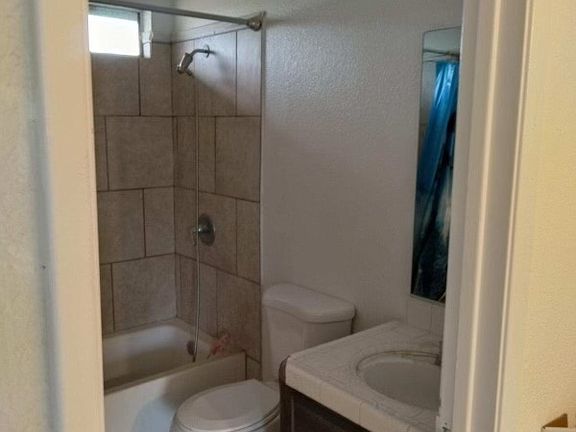 4th image of 2840 Nashua St #2844