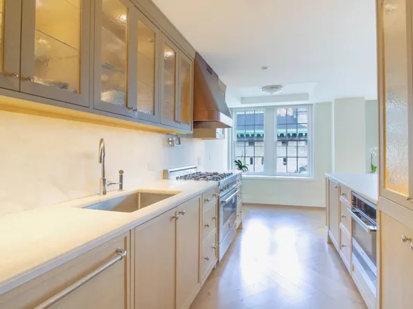 360 Central Park West image 11 of 18