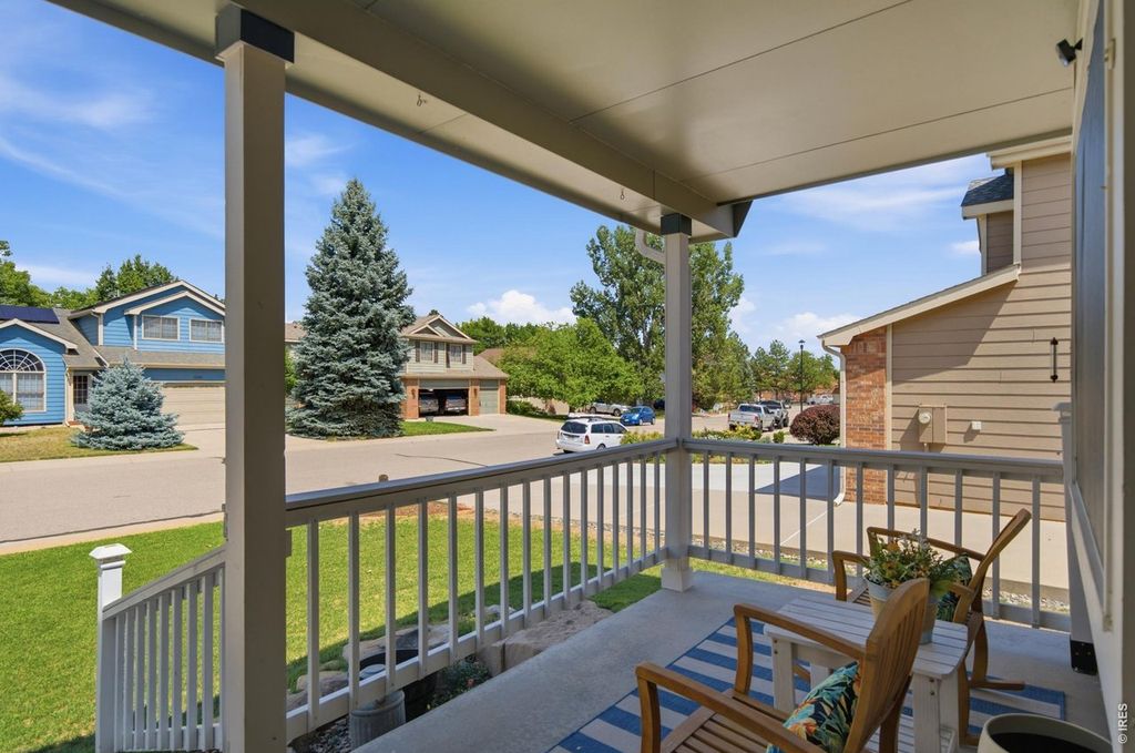 2331 Hampshire Ct