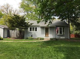 10 Golfview Rd, Lake Zurich, IL 60047