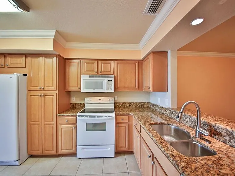 Santa Barbara Villas - Move in Special — Photo 49