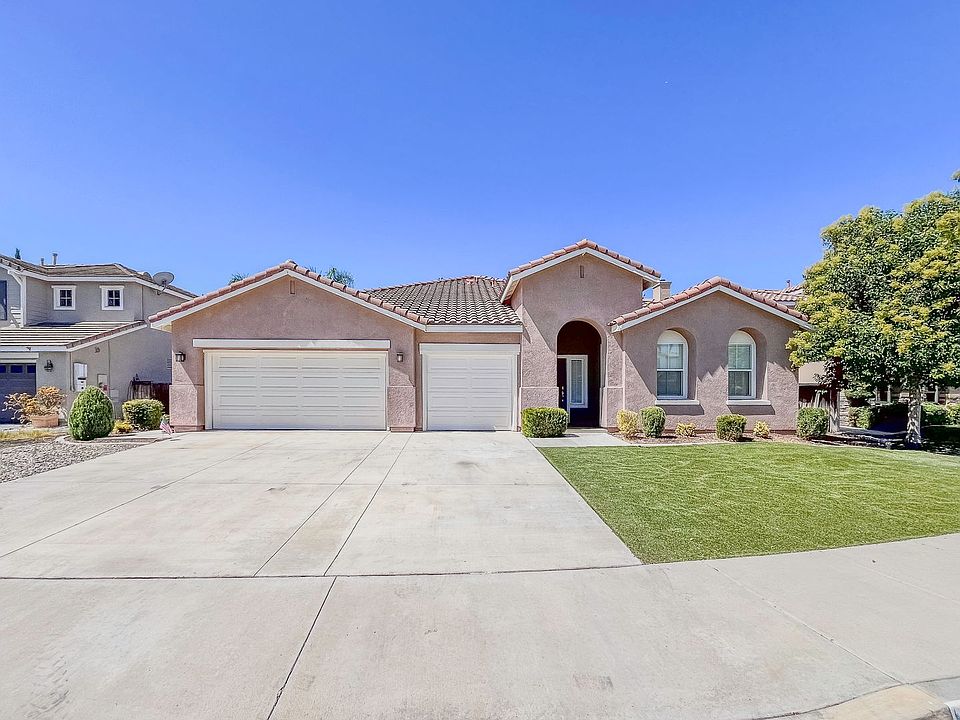 1st image of 26085 Willowbrook Ct