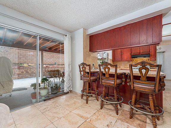 5th image of 43907 Broadwater Ave
