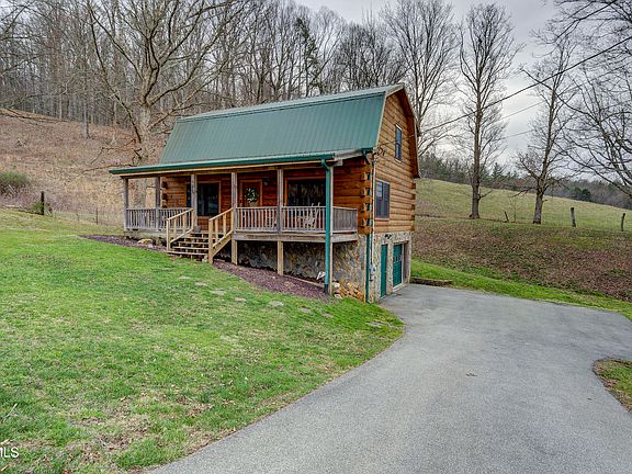 4th image of 522 Deer Haven Rd