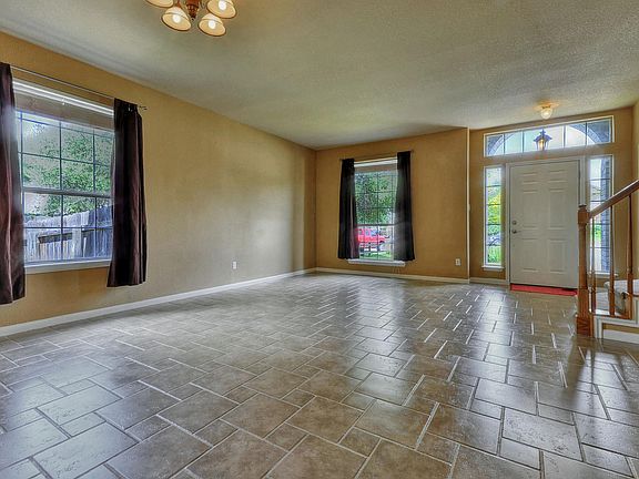 5th image of 1713 Mimosa Ln
