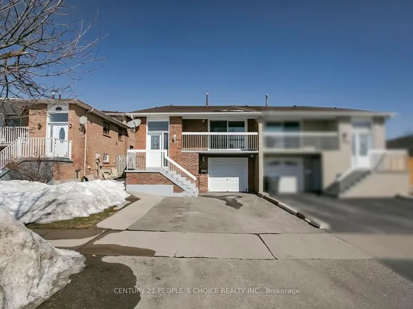 106 Winterfold Dr, Brampton, ON L6V 3T3