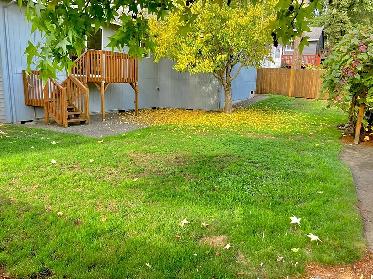 380 NW 150th Ave — Photo 19
